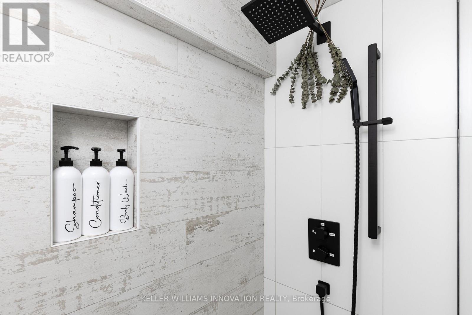 2872 Muskoka Road 118 W, Muskoka Lakes, Ontario  P0B 1J0 - Photo 40 - X12594878