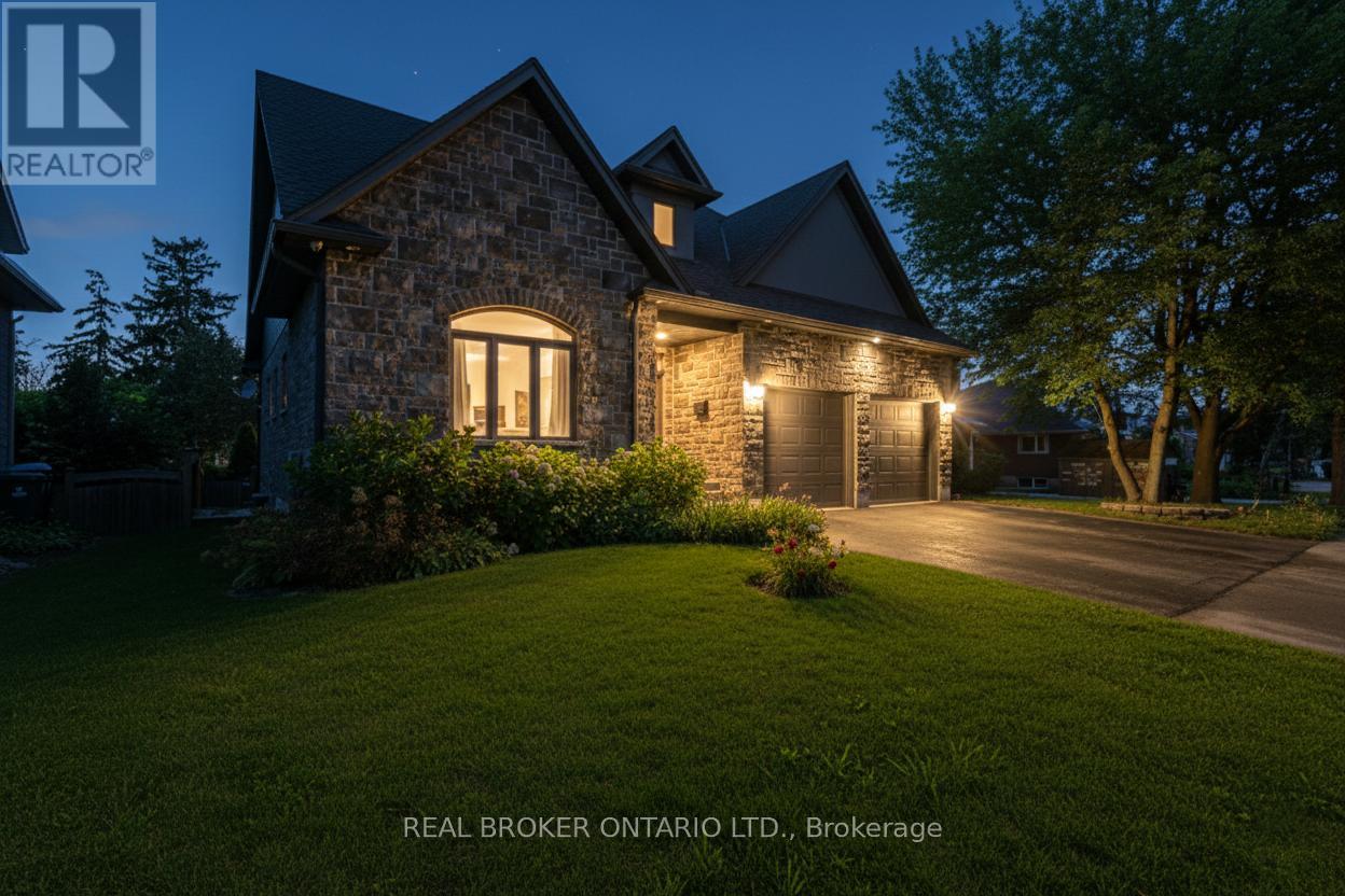 219 Walker Street, Cambridge, Ontario  N3C 2C4 - Photo 2 - X12597362