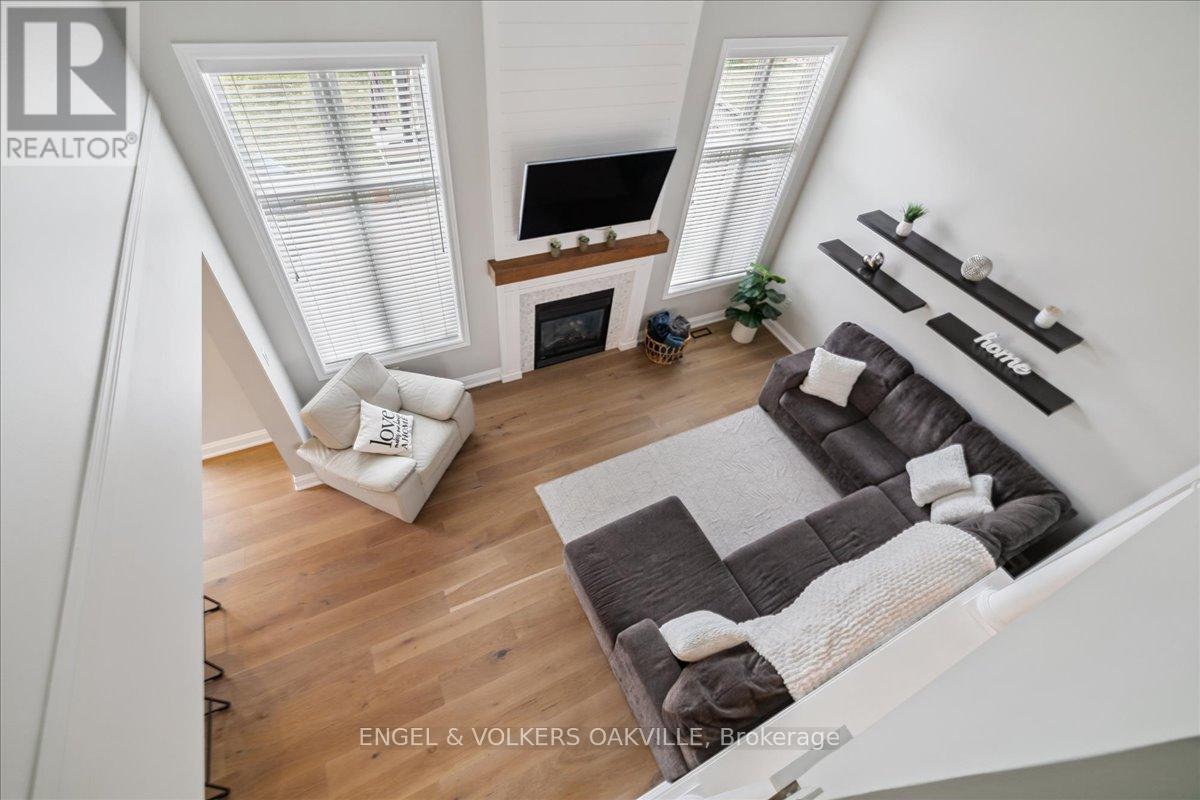 112 Fletcher Road, Hamilton, Ontario  L0R 1P0 - Photo 12 - X12597370