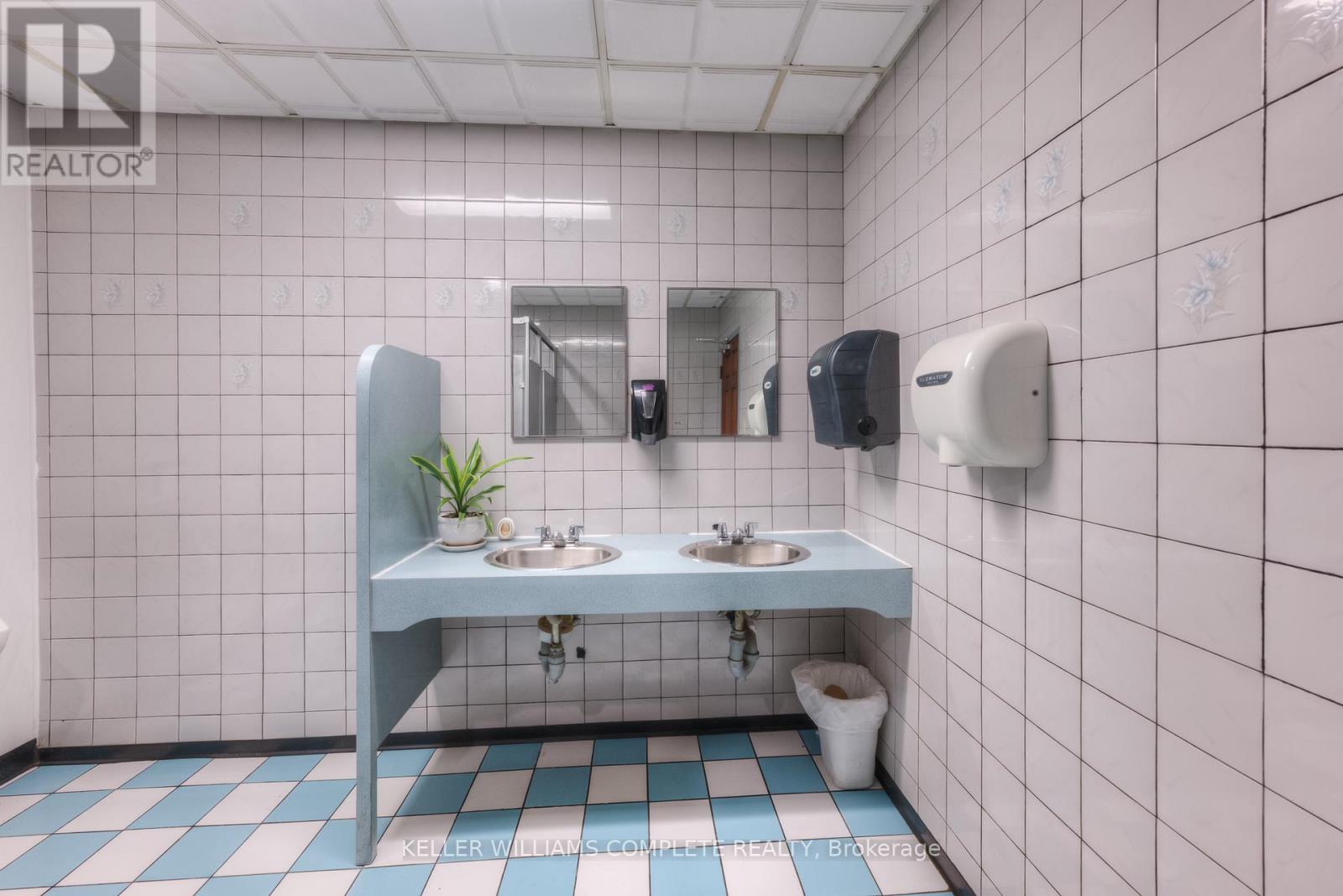 210 George Street, Haldimand (Dunnville), Ontario  N1A 2T4 - Photo 20 - X12597378