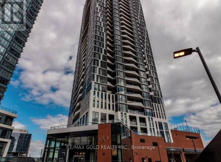 2705 - 25 Wellington Street S, Kitchener, Ontario  N2G 0G5 - Photo 2 - X12597386