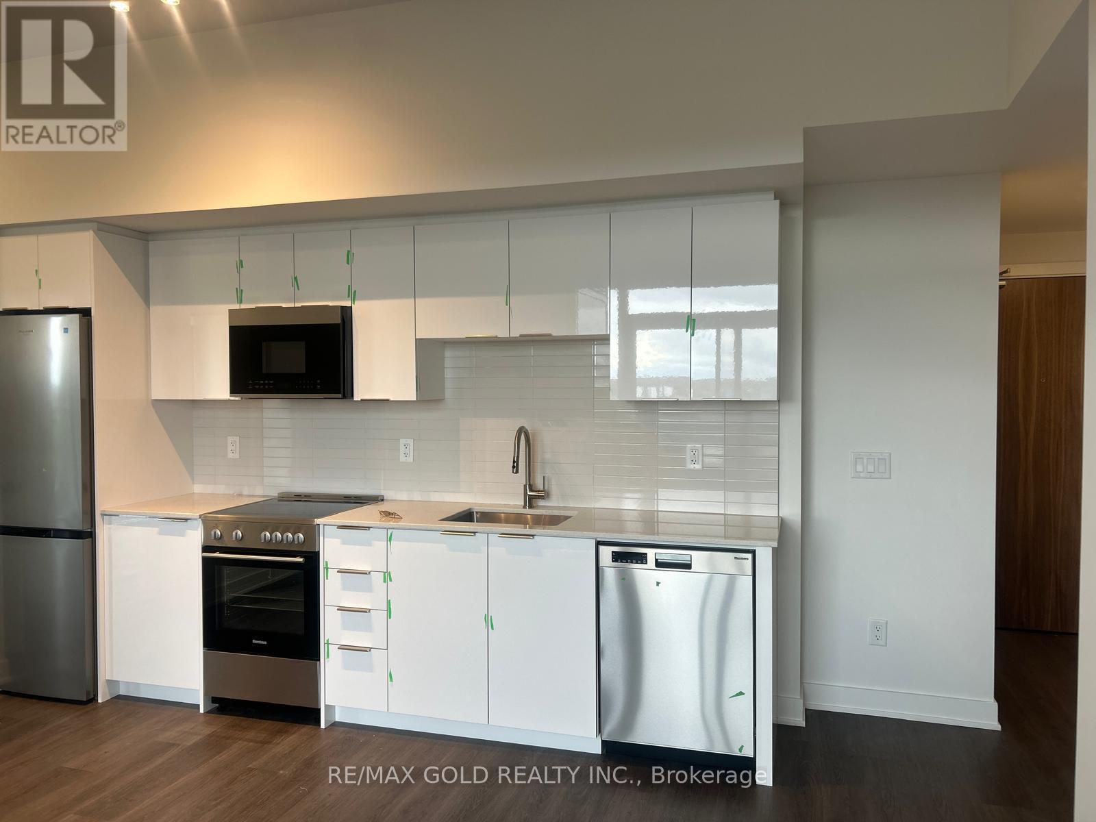 2705 - 25 Wellington Street S, Kitchener, Ontario  N2G 0G5 - Photo 5 - X12597386