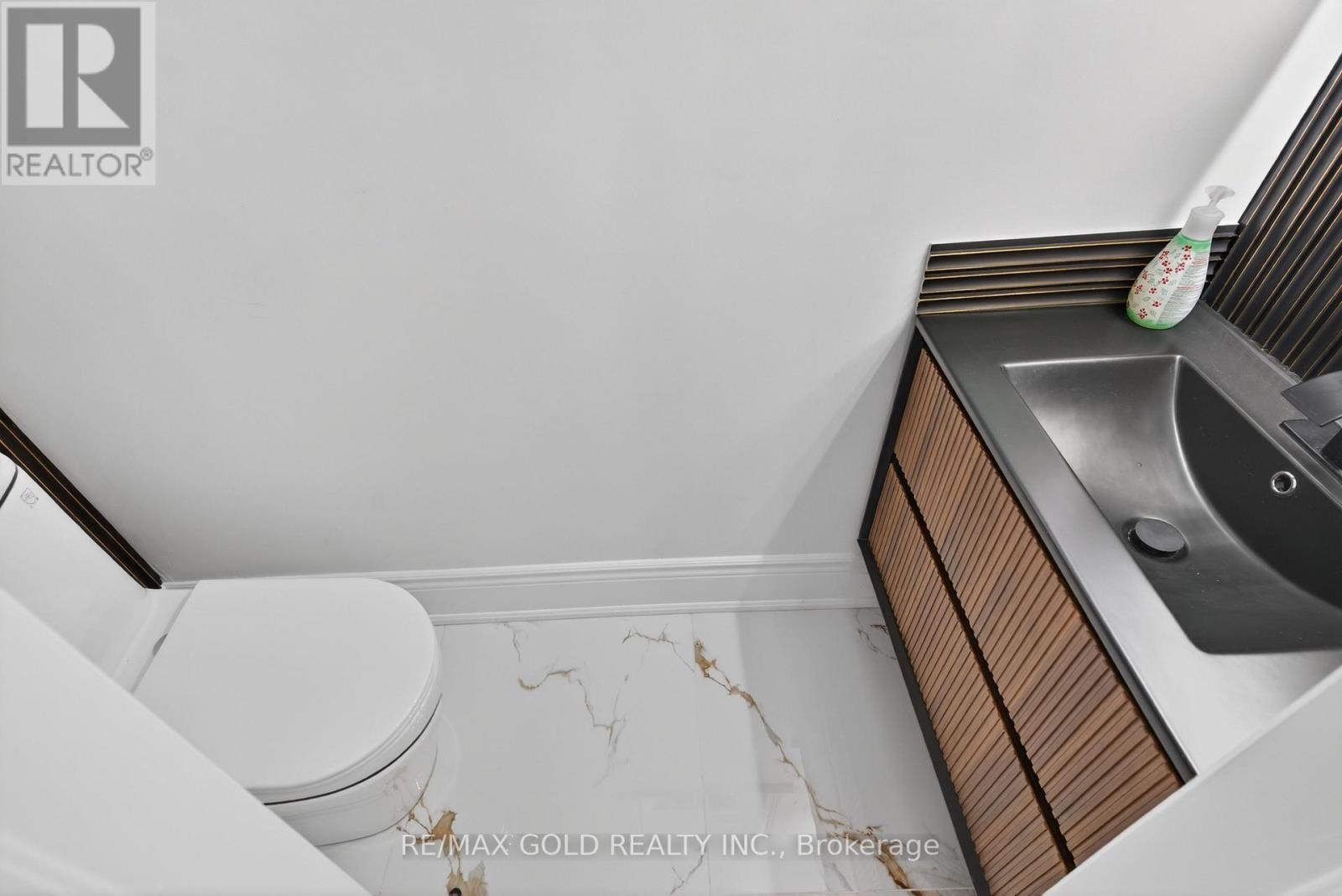 23 Edward Street, Hamilton, Ontario  L8L 2V2 - Photo 13 - X12597398