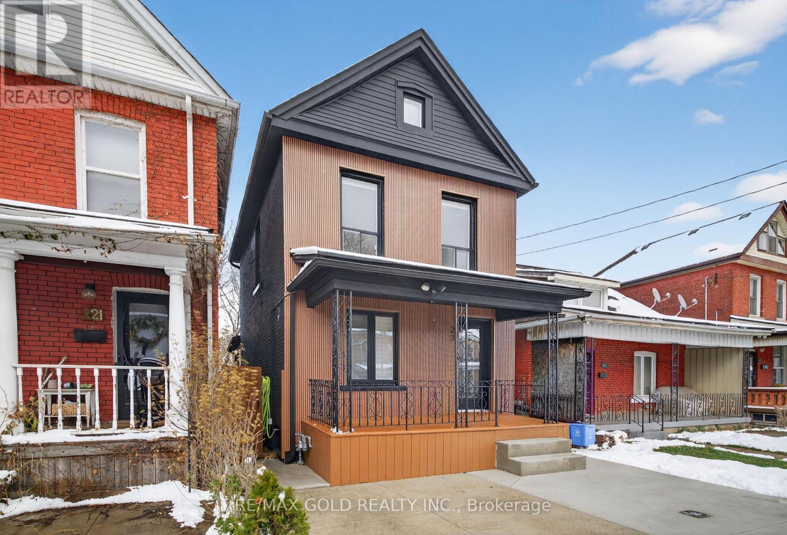 23 Edward Street, Hamilton, Ontario  L8L 2V2 - Photo 2 - X12597398