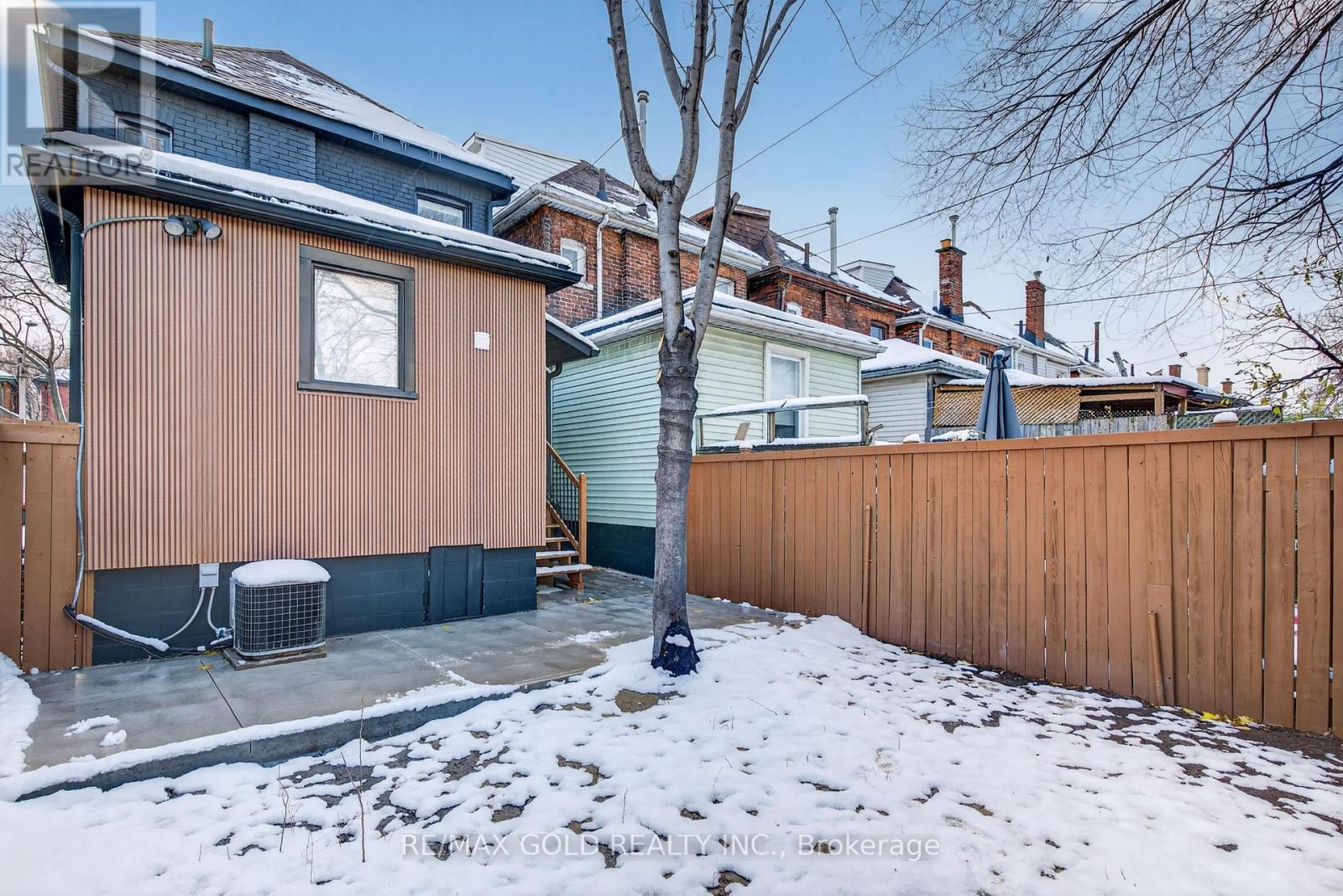 23 Edward Street, Hamilton, Ontario  L8L 2V2 - Photo 6 - X12597398