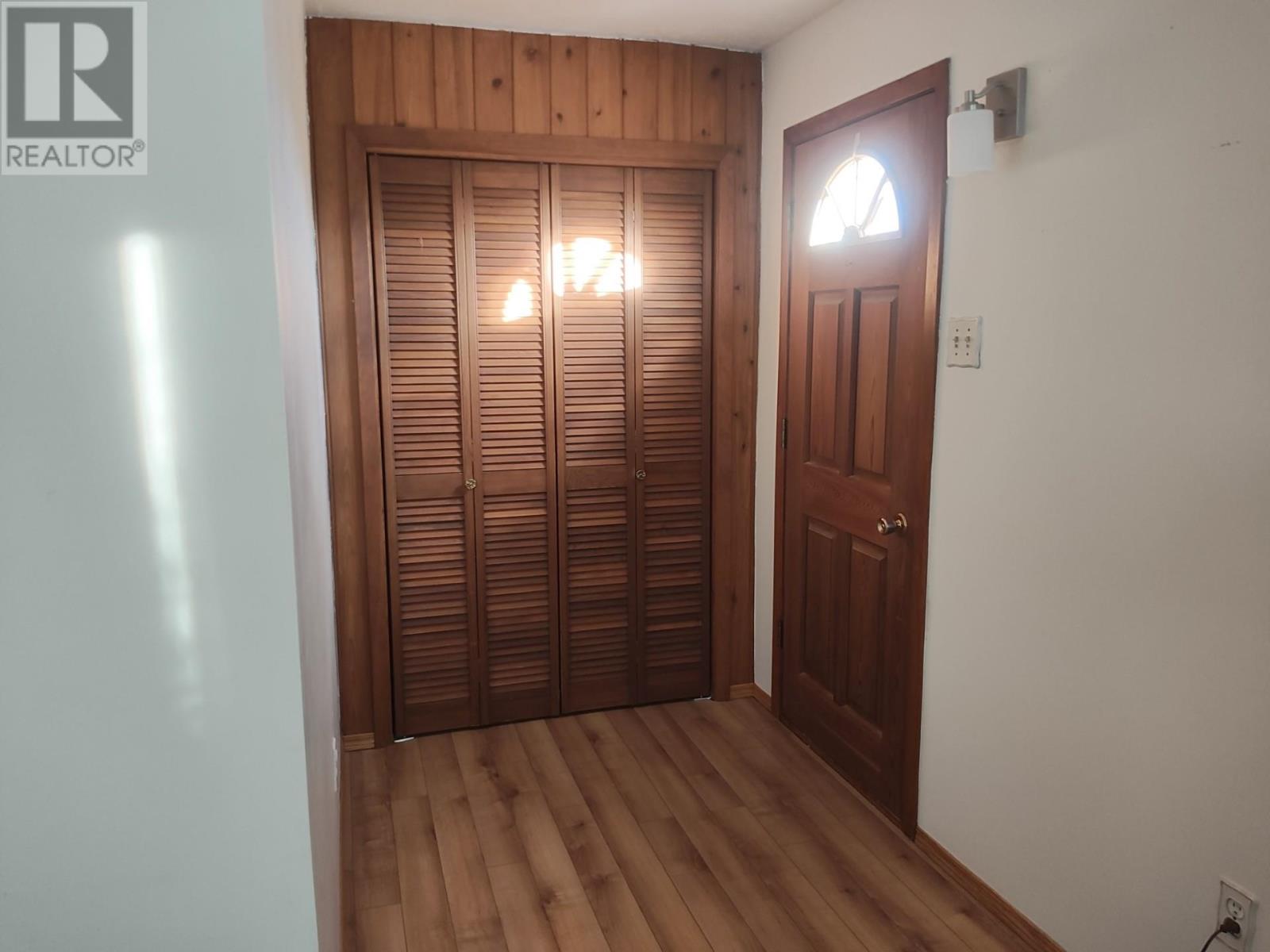 372 Montclair St, Thunder Bay, Ontario  P7A 1M6 - Photo 2 - TB253535