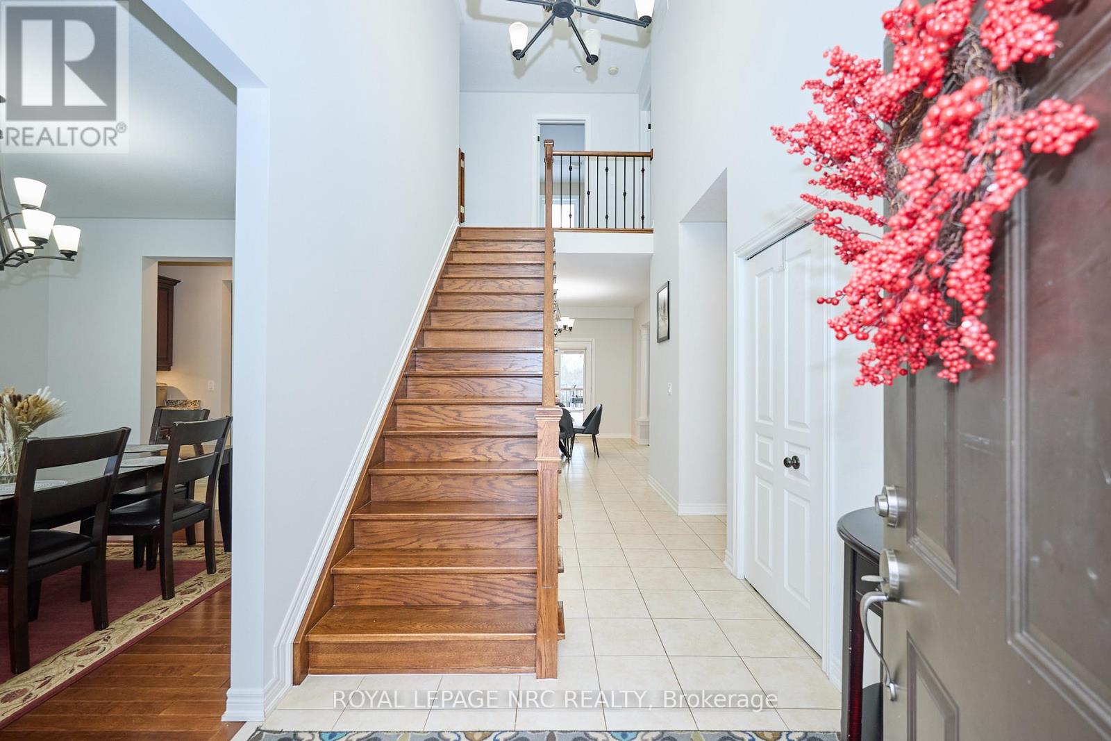 117 Creekside Drive, Welland, Ontario  L3C 0B4 - Photo 7 - X12597492