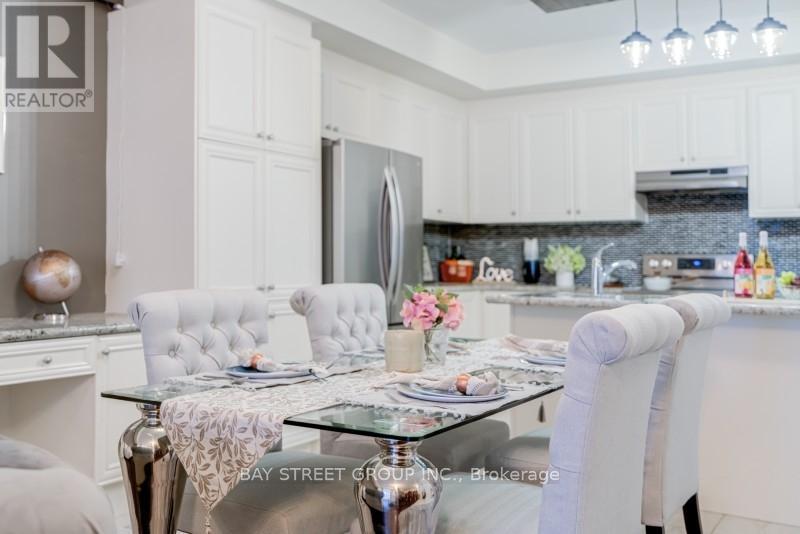 121 Luzon Avenue, Markham, Ontario  L6B 1N8 - Photo 10 - N12594738