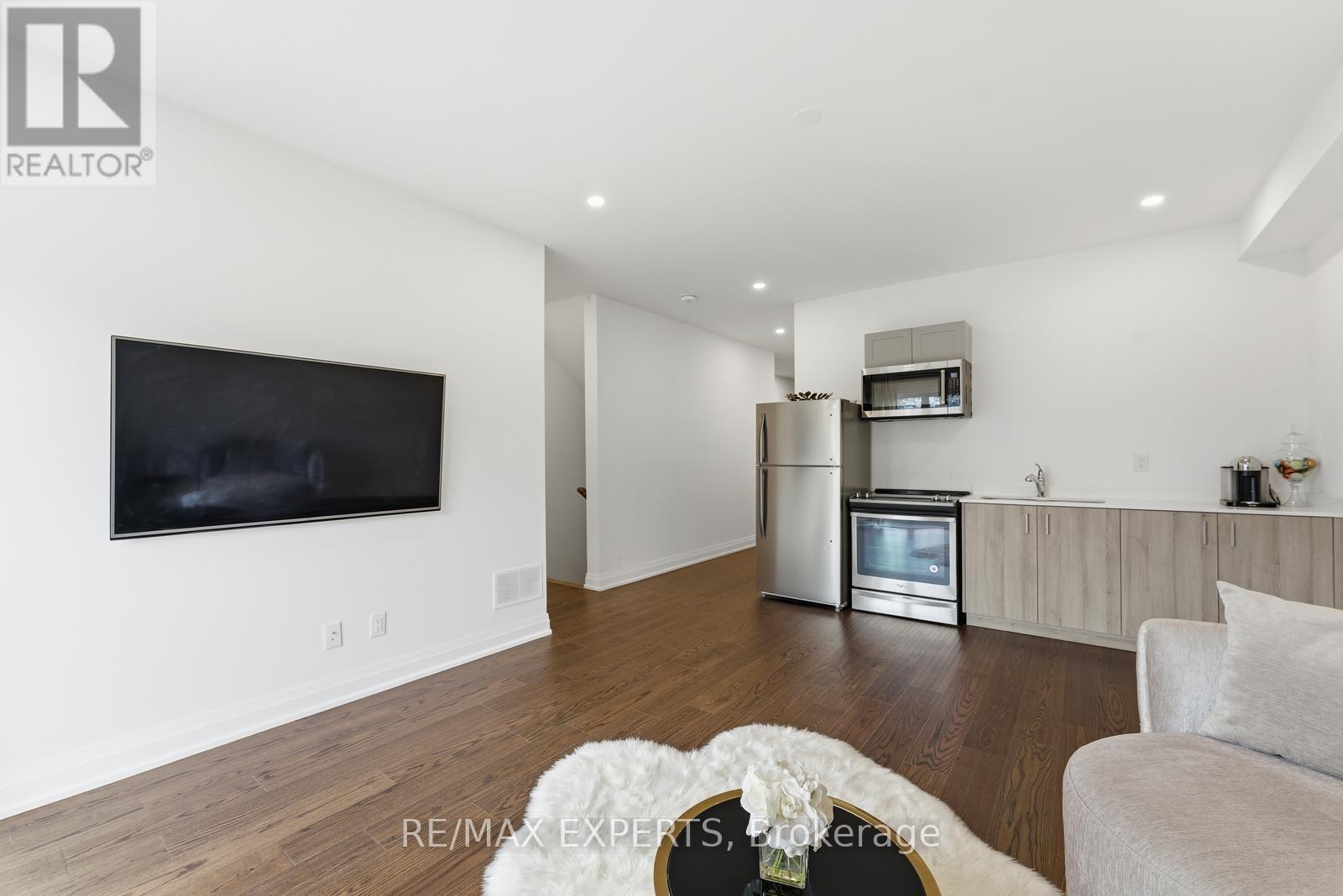 29 Persica Street, Richmond Hill (Oak Ridges), Ontario  L4E 1L3 - Photo 38 - N12597448