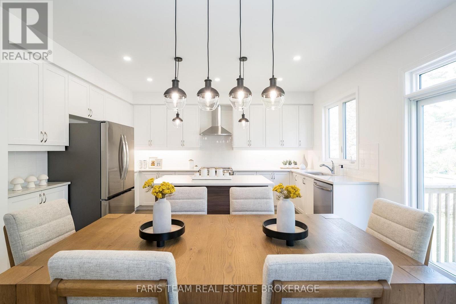 89 Berkely Street, Wasaga Beach, Ontario  L9Z 2N5 - Photo 16 - S12504566