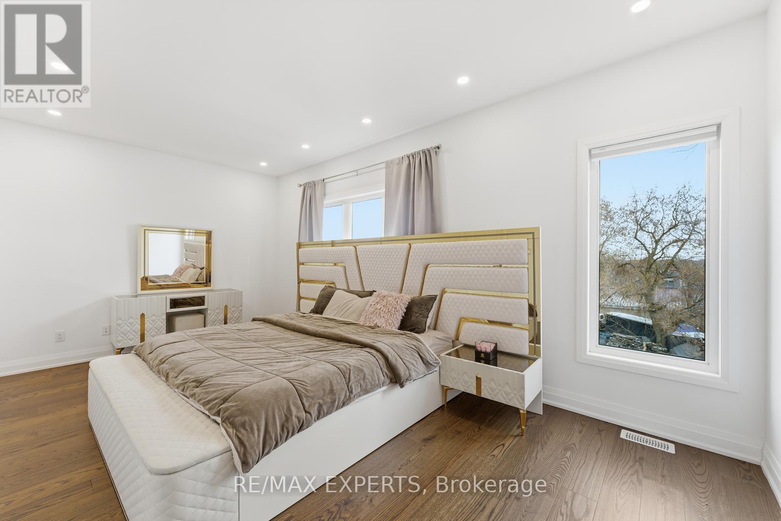 29 Persica Street, Richmond Hill (Oak Ridges), Ontario  L4E 1L3 - Photo 25 - N12597448