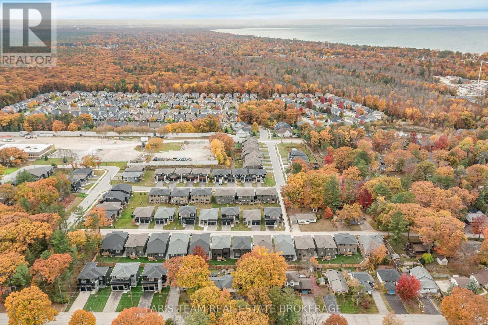 89 Berkely Street, Wasaga Beach, Ontario  L9Z 2N5 - Photo 45 - S12504566