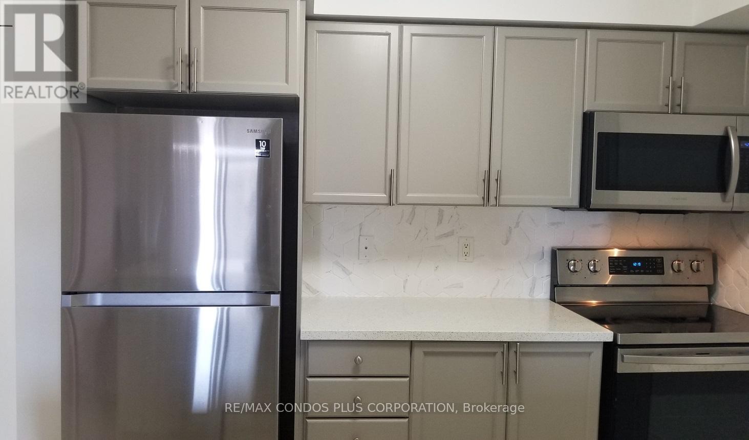 1509 - 3880 Duke Of York Boulevard, Mississauga, Ontario  L5B 4M7 - Photo 6 - W12595762