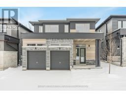 89 BERKELY STREET, Wasaga Beach, Ontario