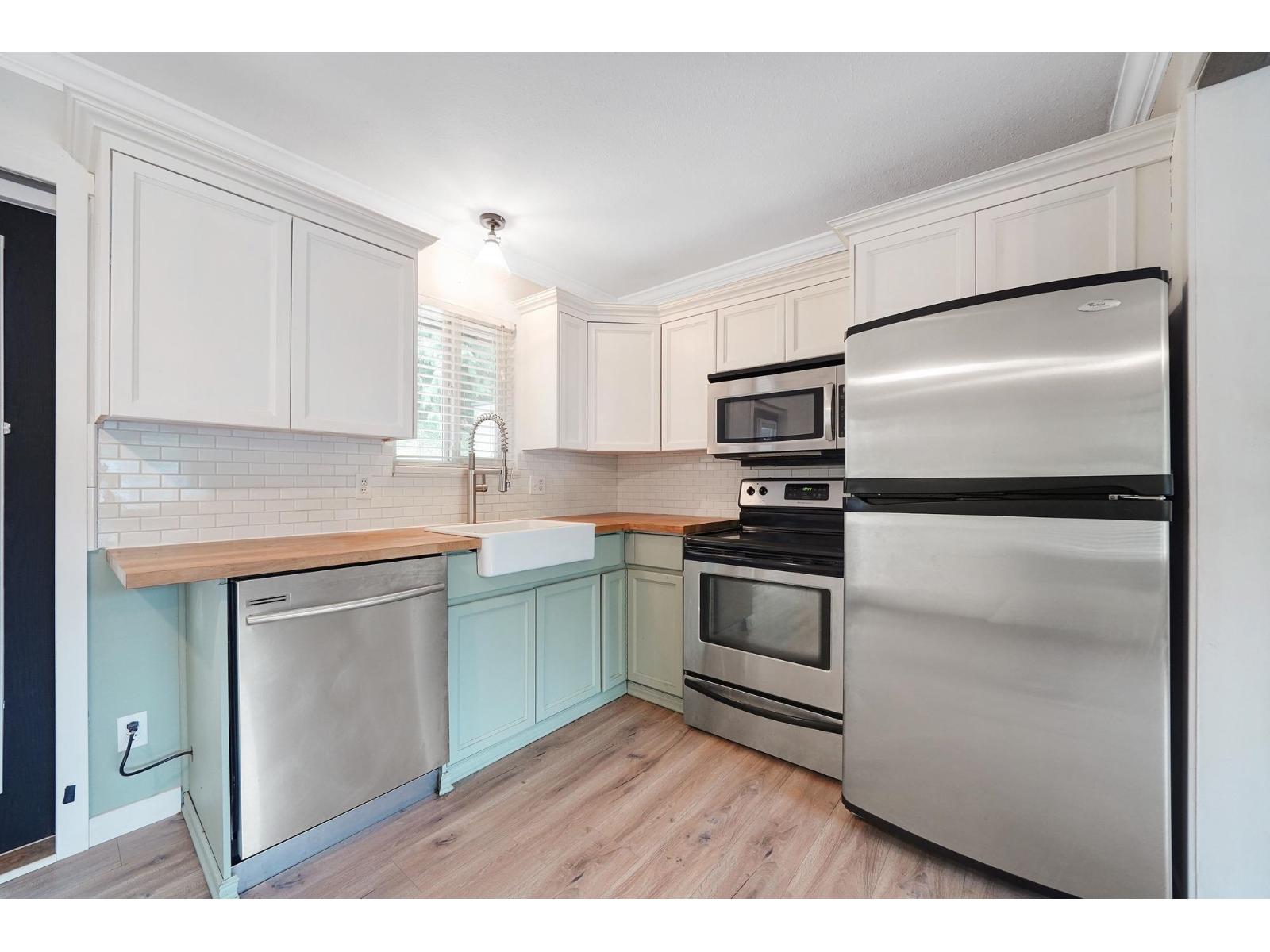 34898 Laburnum Avenue, Abbotsford, British Columbia  V2S 5J4 - Photo 4 - R3071677