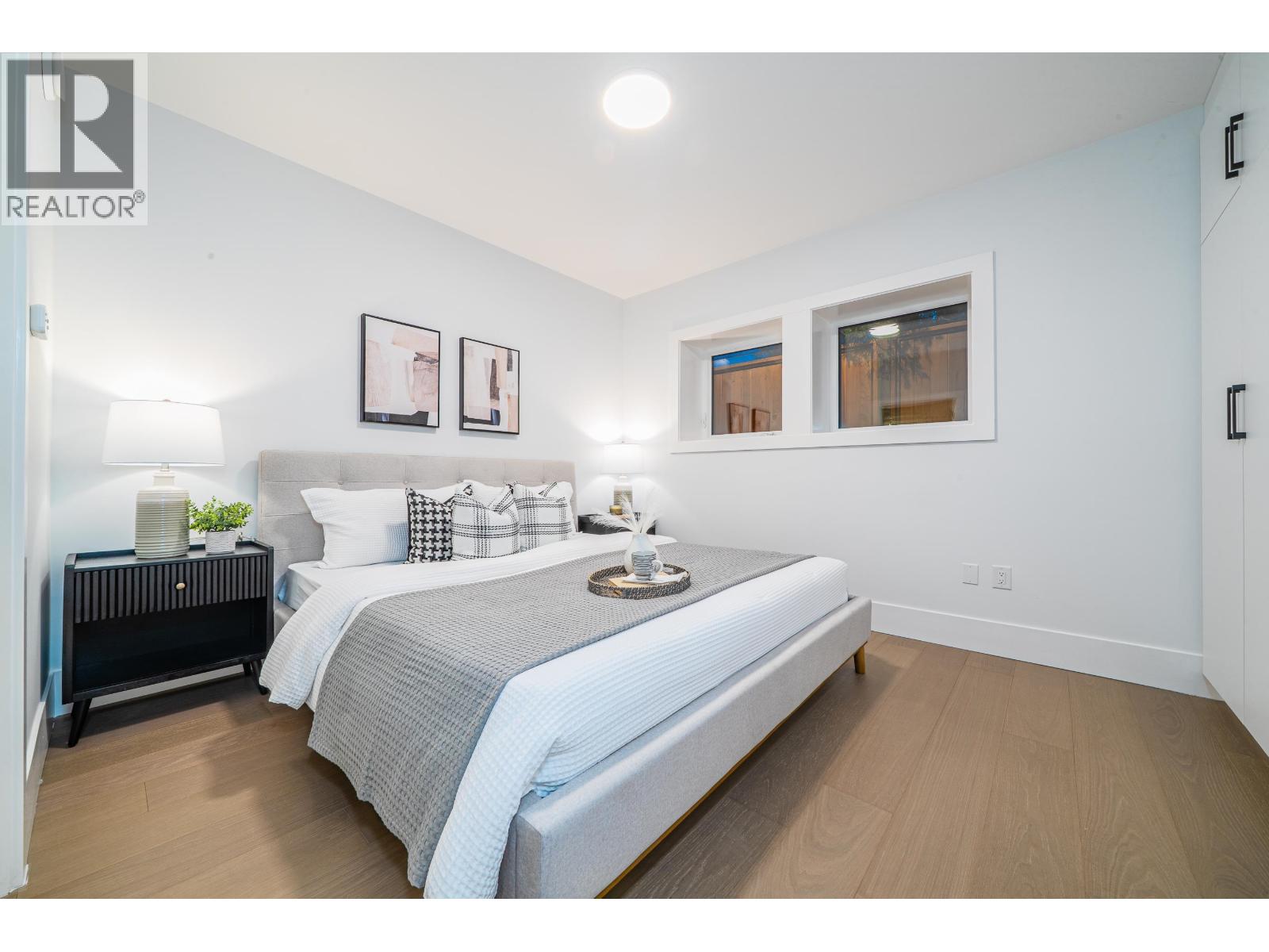 A 2735 W 8th Avenue, Vancouver, British Columbia  V6K 2B7 - Photo 16 - R3070080