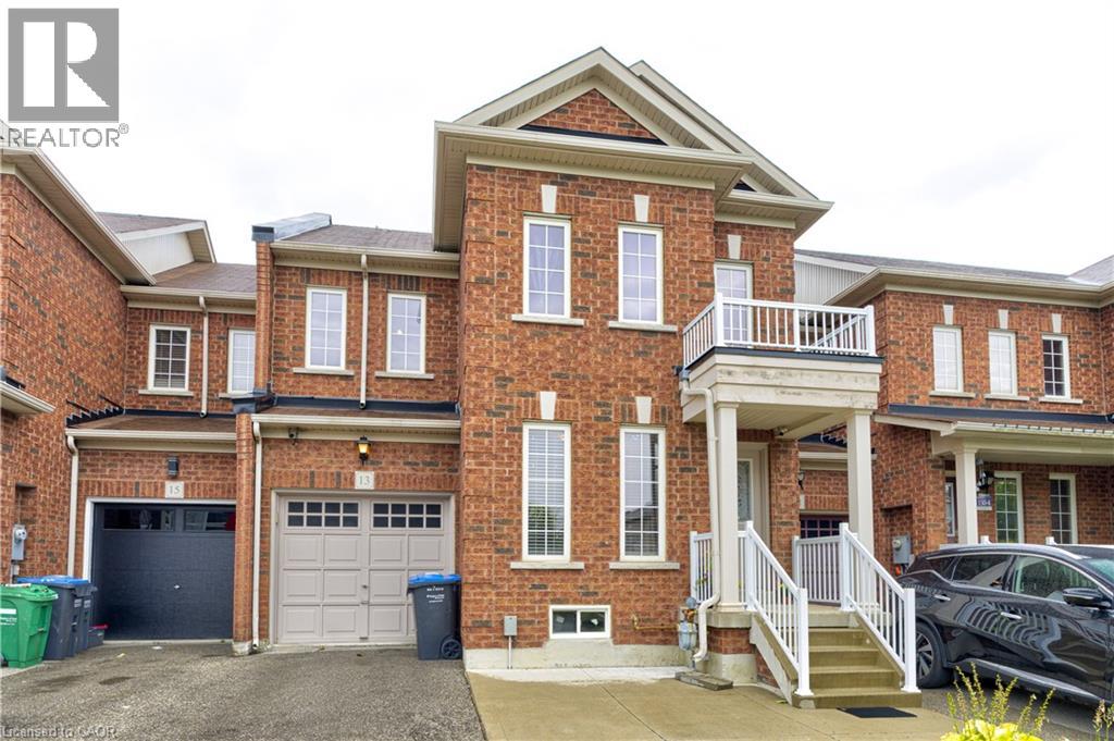 13 Coolwater Drive, Brampton, Ontario  L6R 0X4 - Photo 2 - 40774486