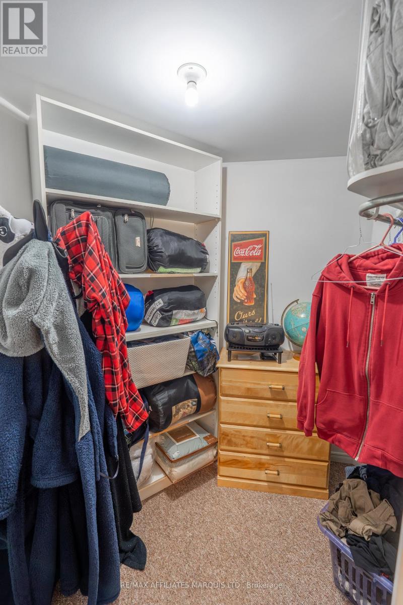 865 Chelsea Crescent, Cornwall, Ontario K6H 6Y6 - Photo 35 - X12478340