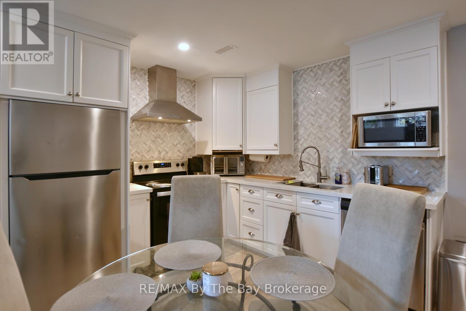 41 Wesley Avenue, Wasaga Beach, Ontario  L9Z 1C8 - Photo 28 - S12544016