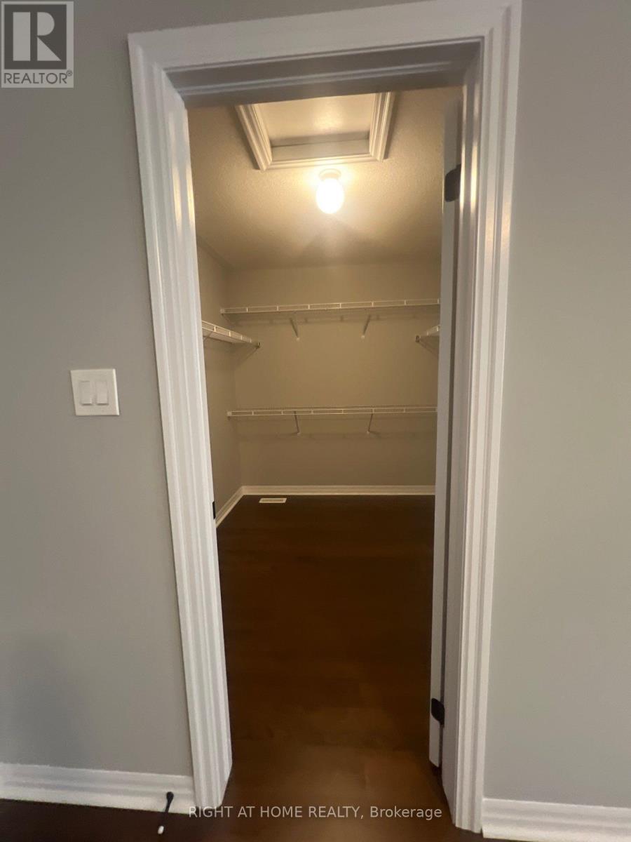 49 Averill Road, Brampton (Northwest Brampton), Ontario  L7A 5A7 - Photo 6 - W12470434