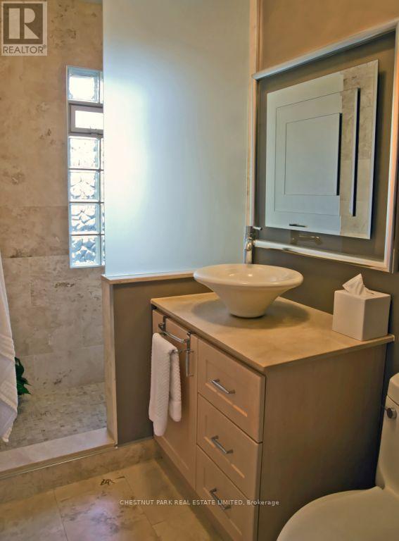 117 Alcorn Avenue, Toronto, Ontario  M4V 1E4 - Photo 11 - C12597526