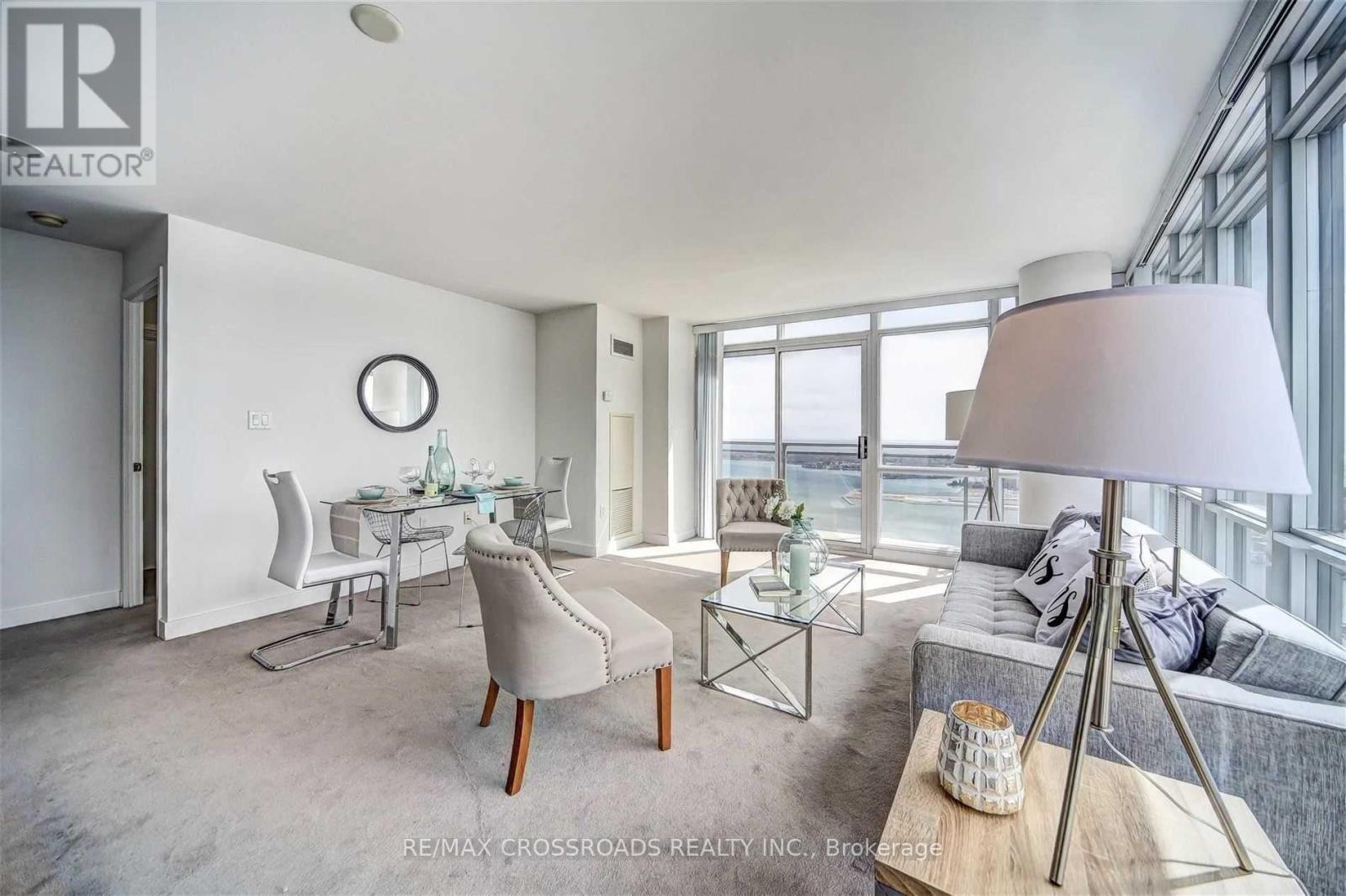 4712 - 15 Fort York Boulevard, Toronto (Waterfront Communities), Ontario  M5V 3Y4 - Photo 2 - C12597550