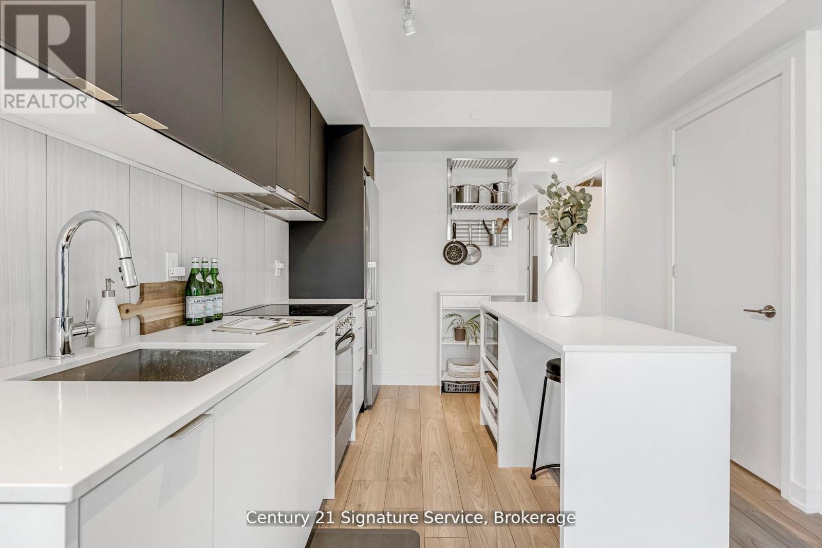 803 - 8 Tippett Road, Toronto (Clanton Park), Ontario  M3H 0E7 - Photo 16 - C12597560