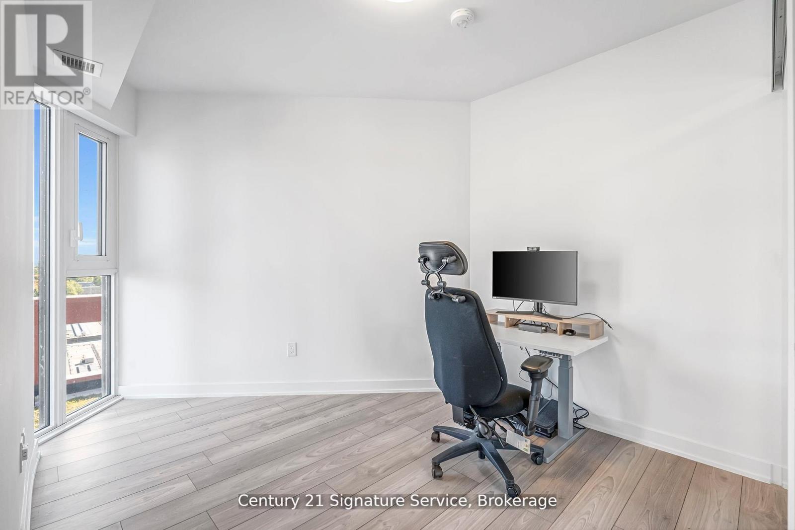 803 - 8 Tippett Road, Toronto (Clanton Park), Ontario  M3H 0E7 - Photo 28 - C12597560