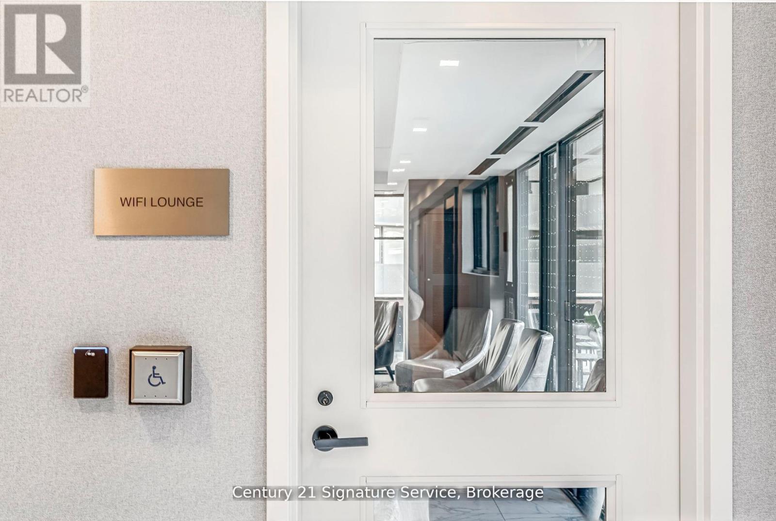 803 - 8 Tippett Road, Toronto (Clanton Park), Ontario  M3H 0E7 - Photo 32 - C12597560