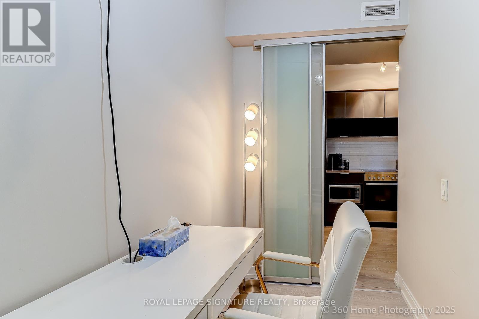 4115 - 181 Dundas Street E, Toronto (Moss Park), Ontario  M5A 0N5 - Photo 18 - C12597568