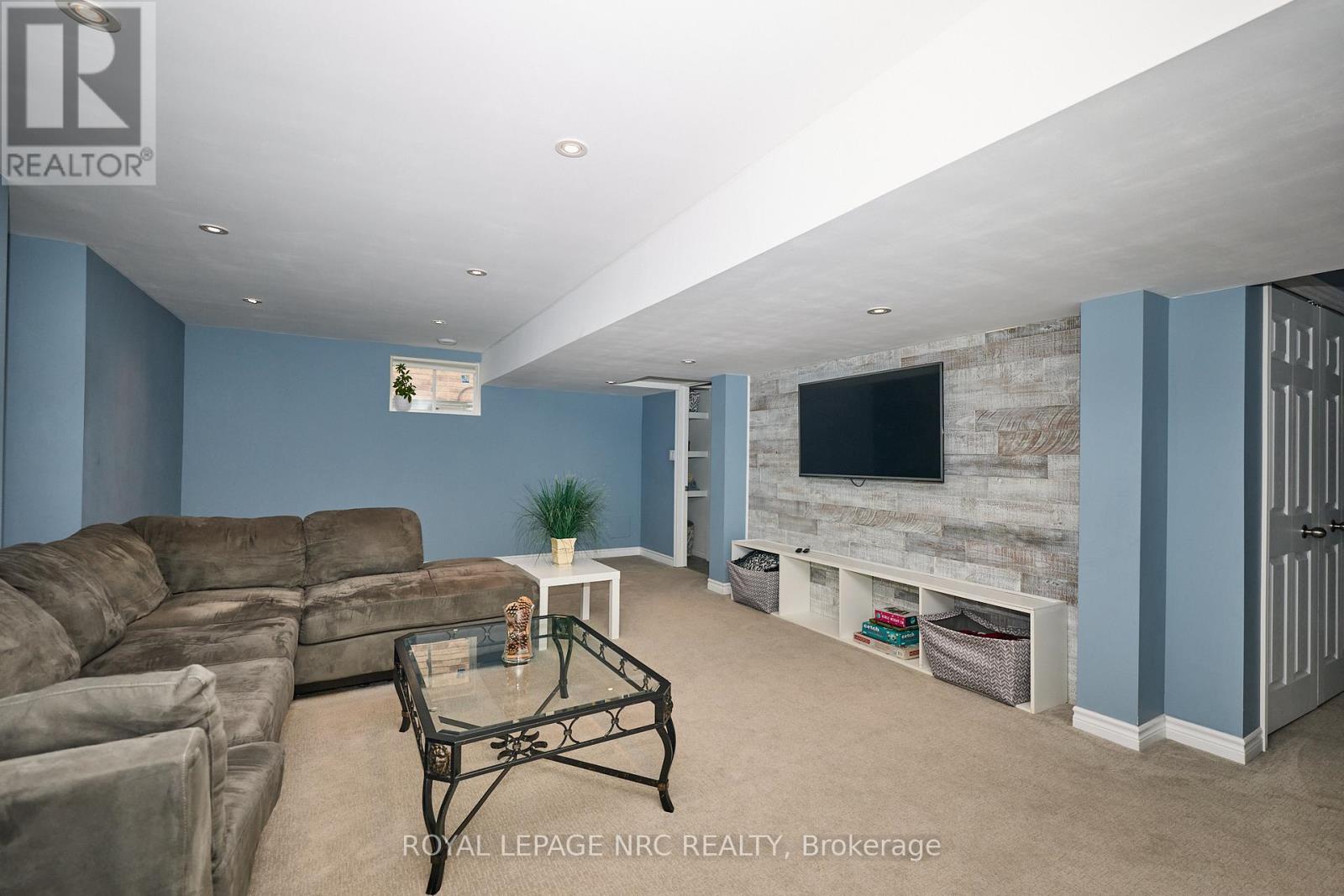 117 Creekside Drive, Welland, Ontario  L3C 0B4 - Photo 37 - X12597492