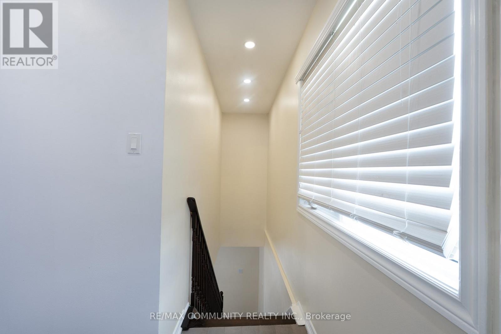 33 Windsor Avenue, Ajax, Ontario  L1S 2B1 - Photo 23 - E12564034