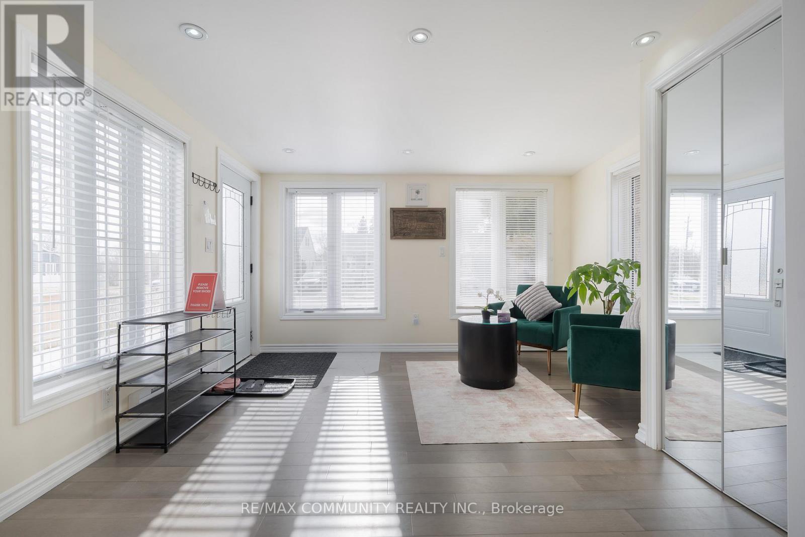 33 Windsor Avenue, Ajax, Ontario  L1S 2B1 - Photo 35 - E12564034