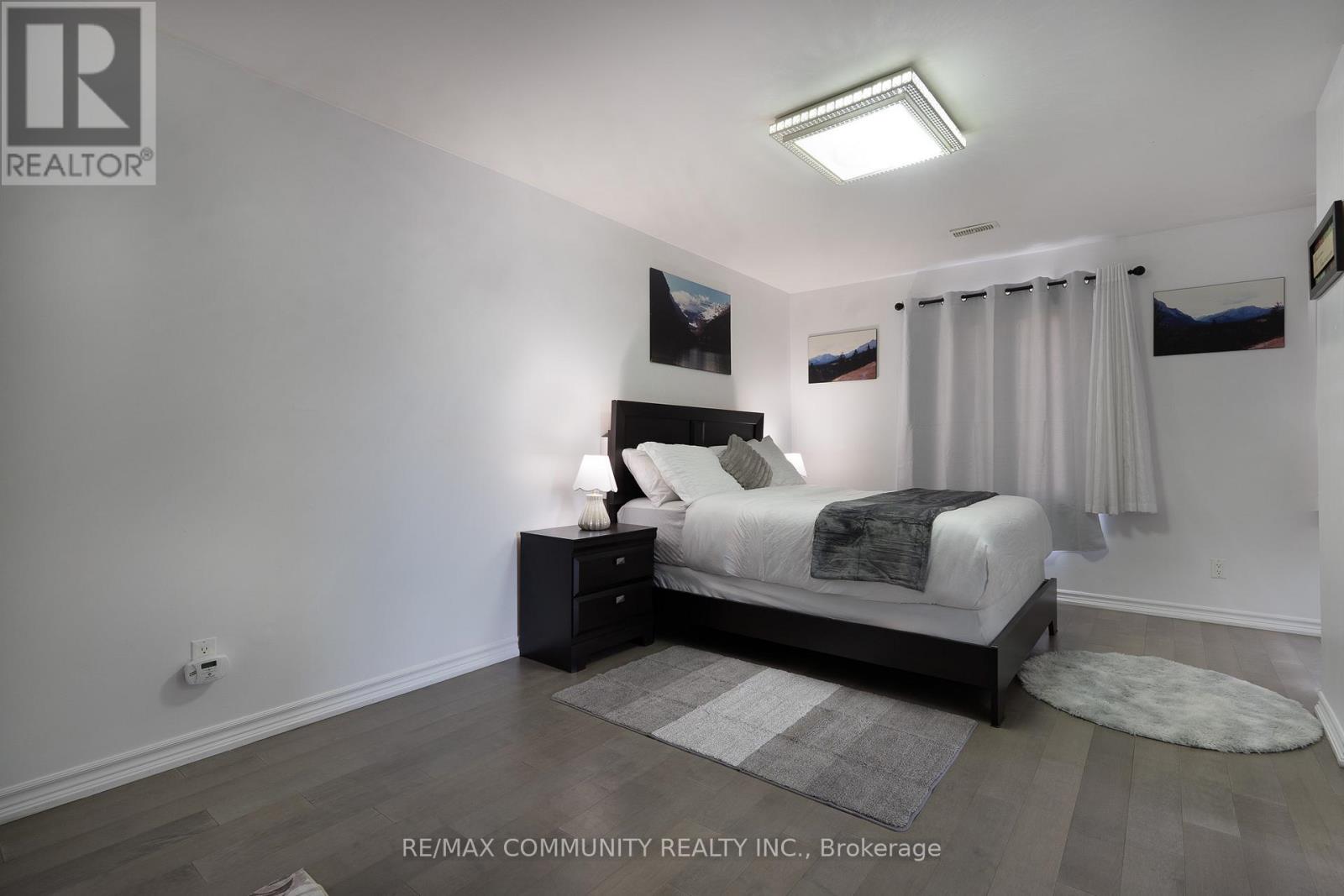 33 Windsor Avenue, Ajax, Ontario  L1S 2B1 - Photo 4 - E12564034