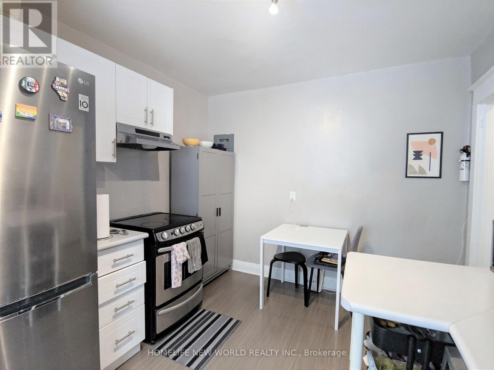 2nd - 566 Glebeholme Boulevard, Toronto (Danforth), Ontario  M4C 1V4 - Photo 5 - E12597482