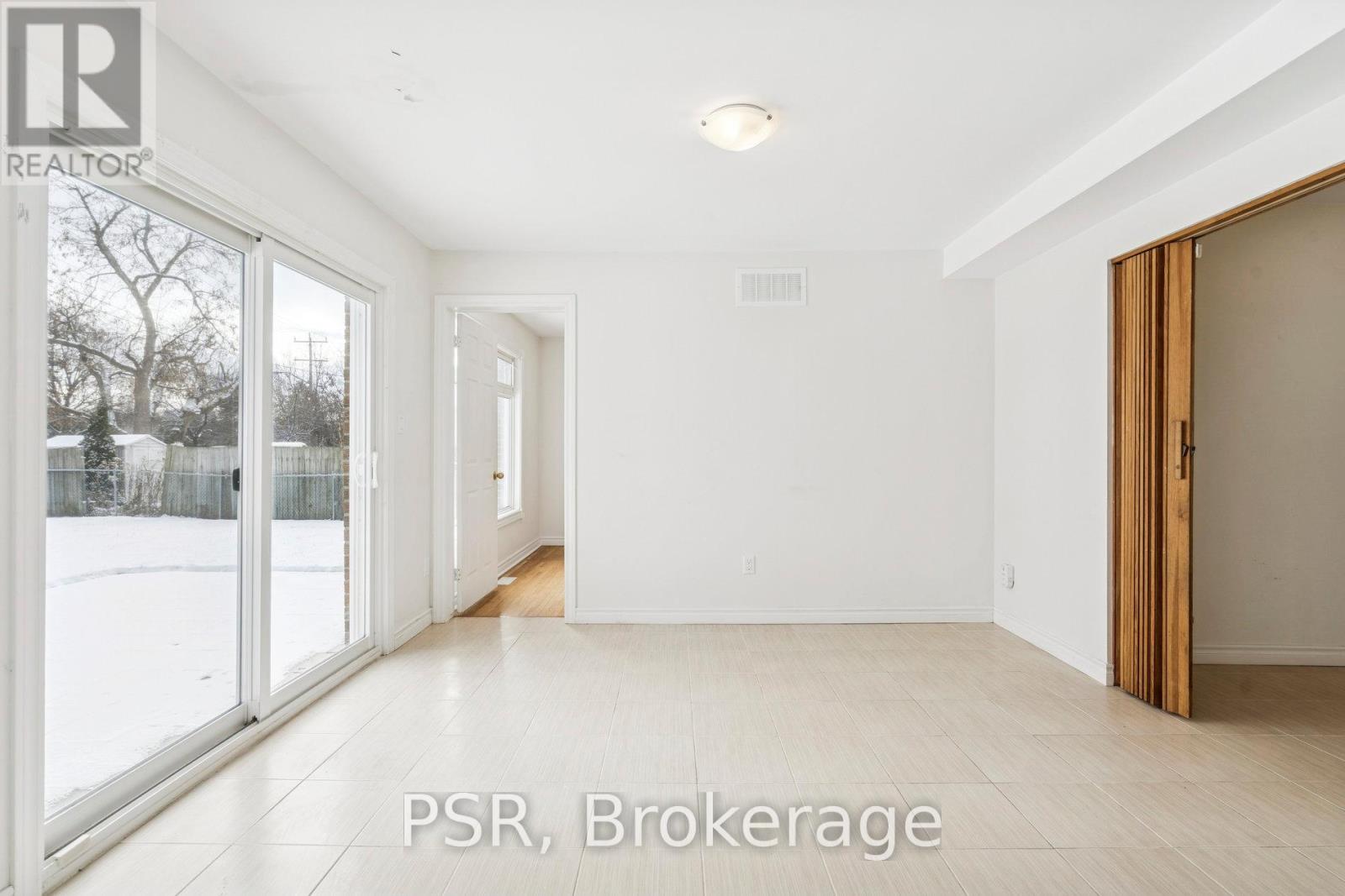 27 Gloxinia Crescent, Toronto (L'amoreaux), Ontario  M1W 2C3 - Photo 17 - E12597546