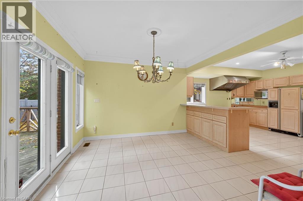 5089 Forest Hill Drive, Mississauga, Ontario  L5M 5A2 - Photo 11 - 40789347