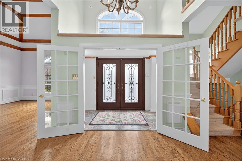 5089 Forest Hill Drive, Mississauga, Ontario  L5M 5A2 - Photo 2 - 40789347