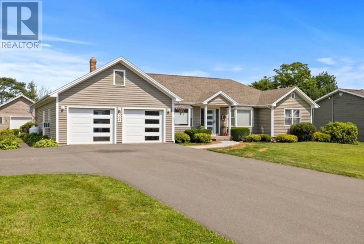 24 Macrae Drive, Cornwall, Prince Edward Island  C0A 1H5 - Photo 1 - 202528987