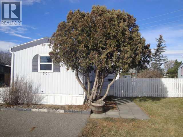 301, 2300 13 Street N, Lethbridge, Alberta  T1H 4E8 - Photo 2 - A2272170