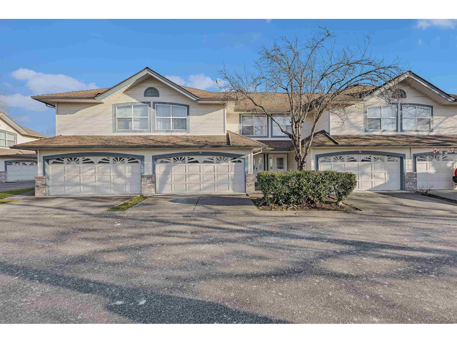 15 7250 122 Street, Surrey, British Columbia  V3W 1B4 - Photo 1 - R3070889