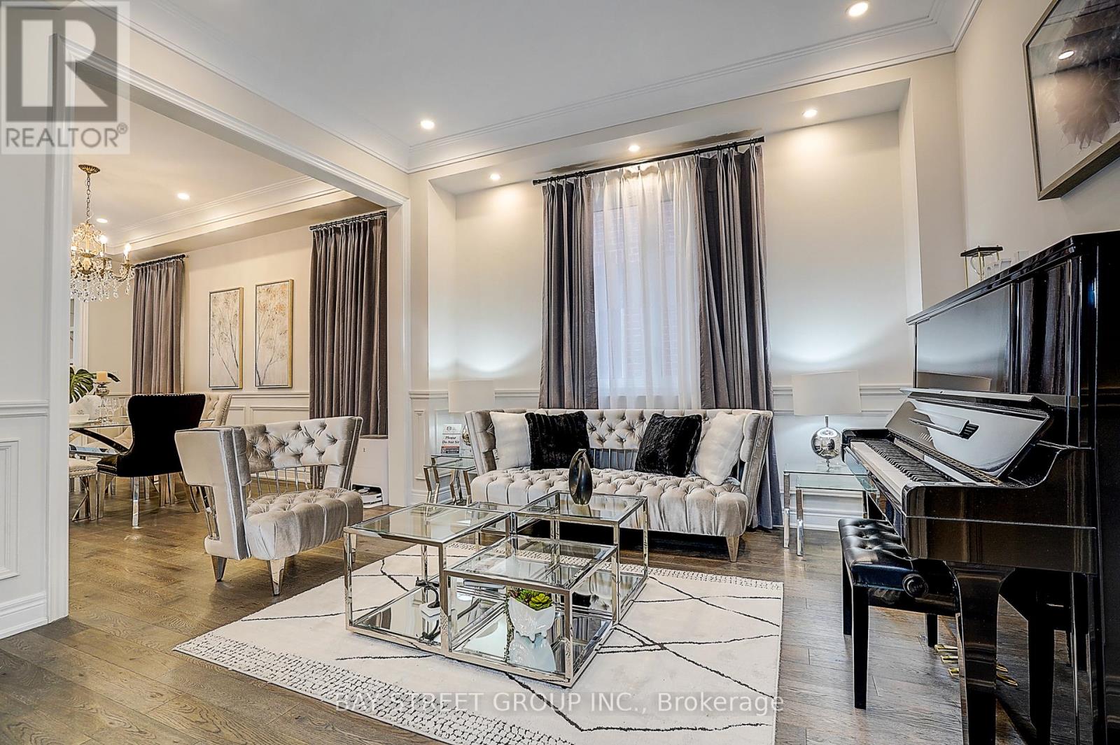 48 Red Giant Street W, Richmond Hill, Ontario  L4C 4Y4 - Photo 4 - N12597534