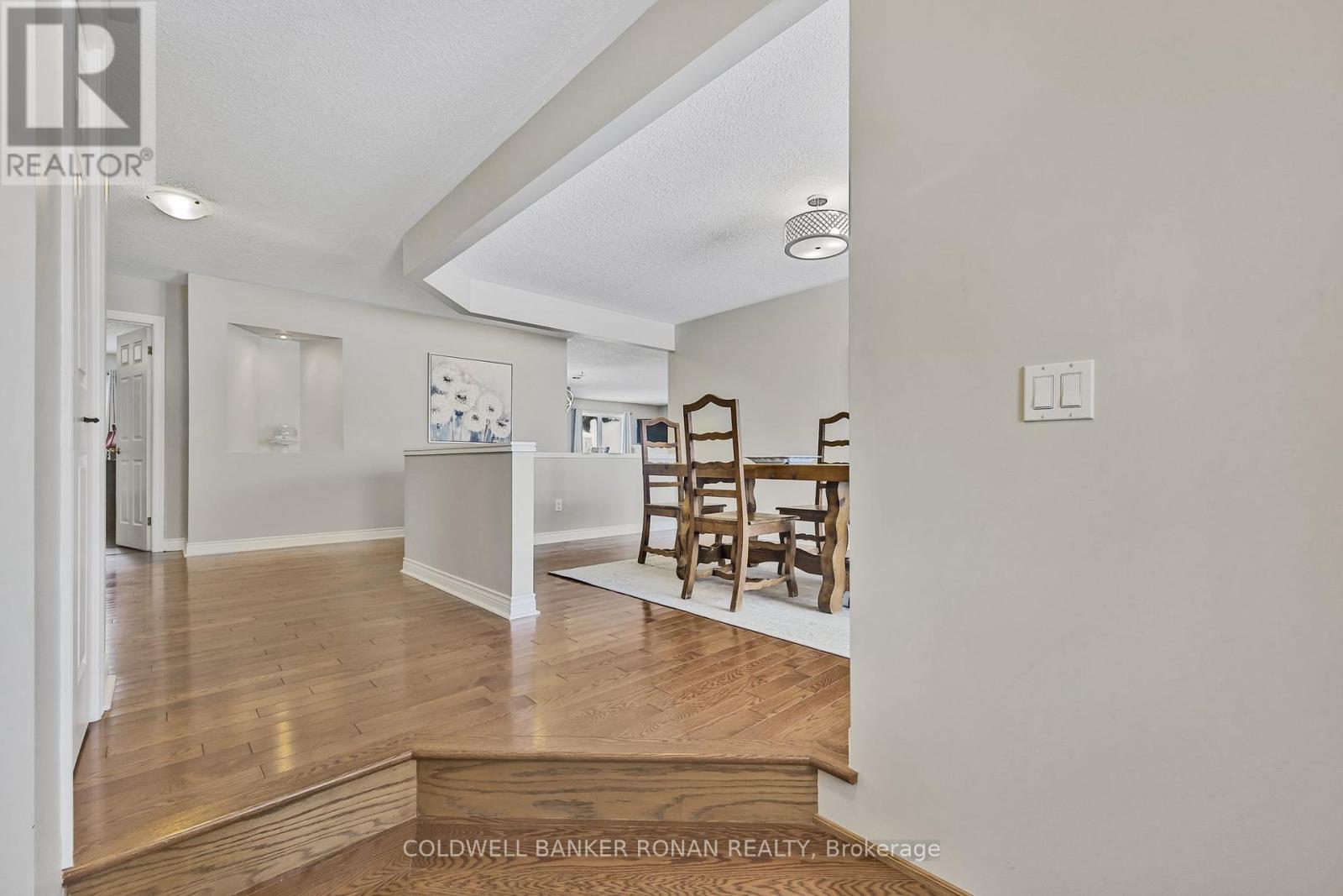 28 Dekker Street, Adjala-Tosorontio, Ontario  L0M 1J0 - Photo 4 - N12597572