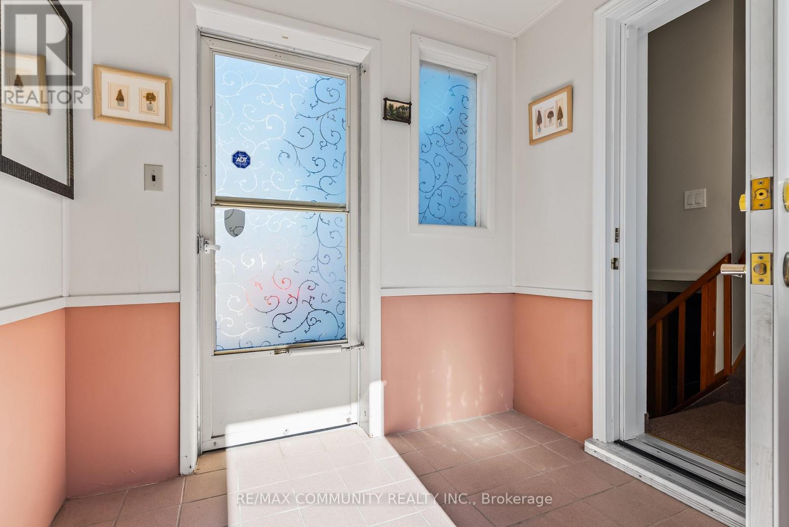 287 John Street, Midland, Ontario  L4R 2J6 - Photo 2 - S12445800