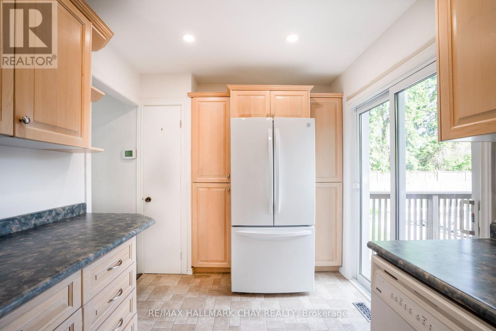 72 Jane Crescent, Barrie (Allandale Heights), Ontario  L4N 3T8 - Photo 12 - S12597522