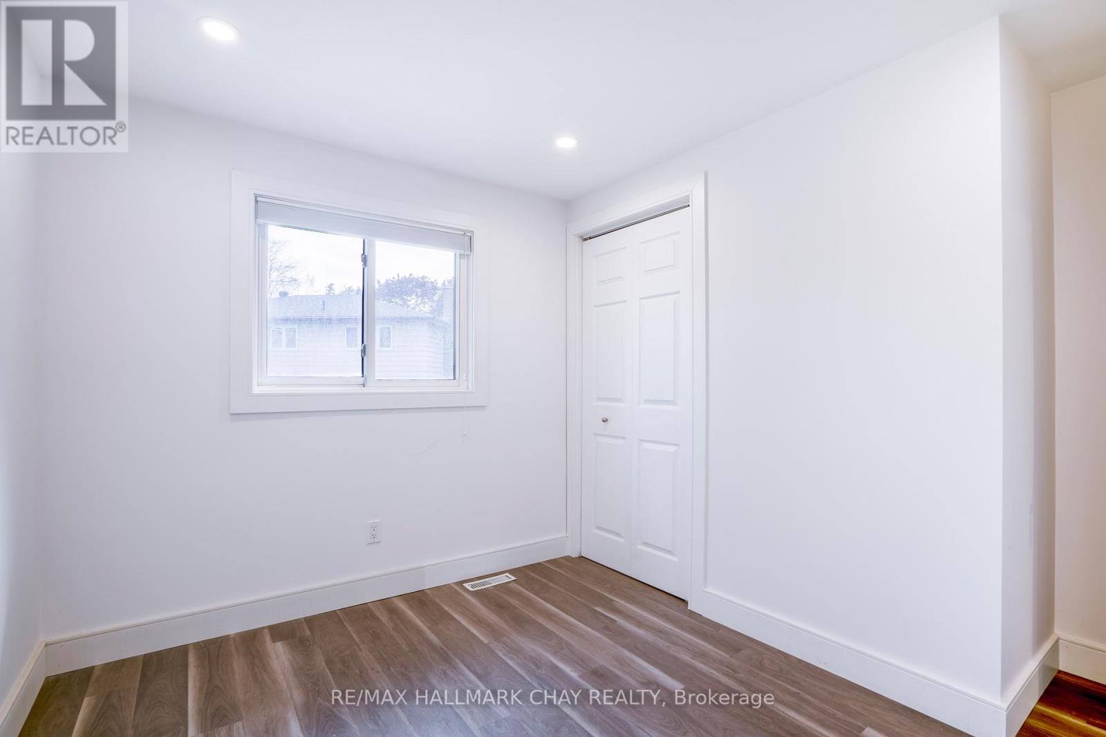 72 Jane Crescent, Barrie (Allandale Heights), Ontario  L4N 3T8 - Photo 15 - S12597522