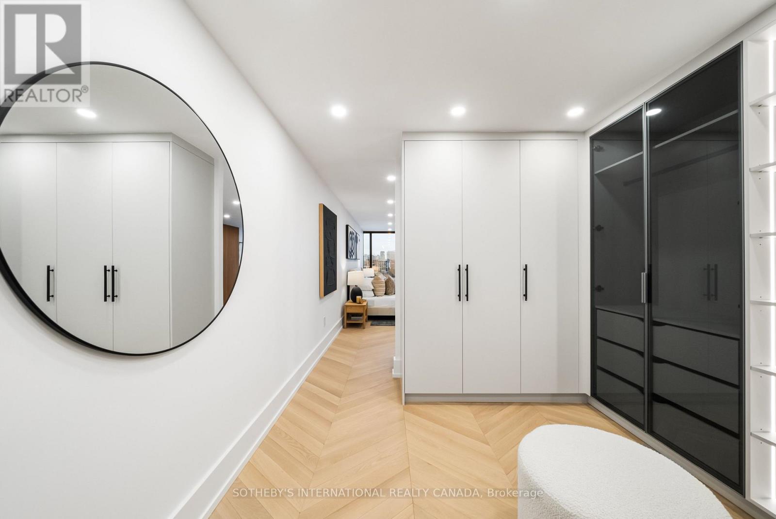 1009 - 110 Bloor Street W, Toronto, Ontario  M5S 2W7 - Photo 37 - C12595134