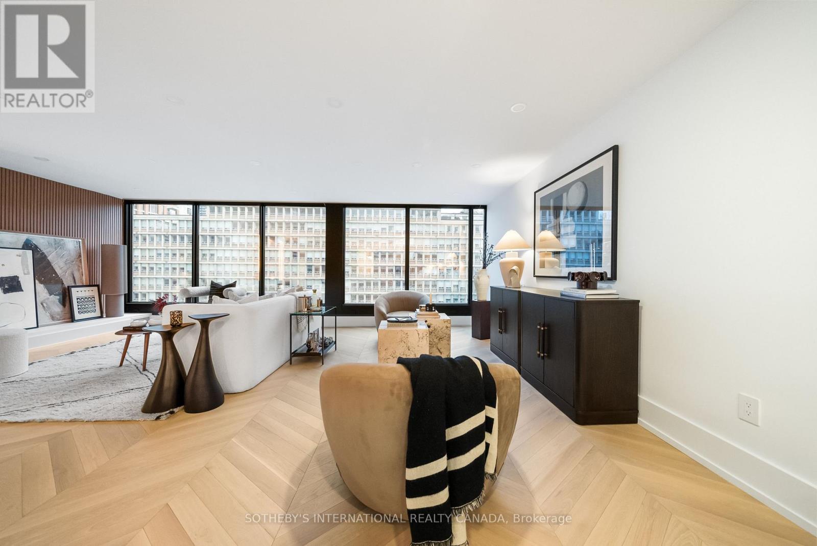 1009 - 110 Bloor Street W, Toronto, Ontario  M5S 2W7 - Photo 6 - C12595134