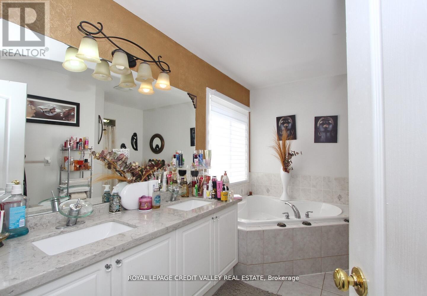 12 Helman Road, Brampton, Ontario  L6R 0R6 - Photo 28 - W12597512