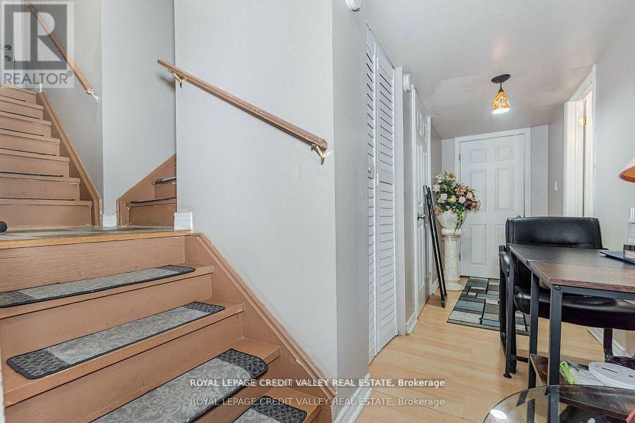 12 Helman Road, Brampton, Ontario  L6R 0R6 - Photo 41 - W12597512